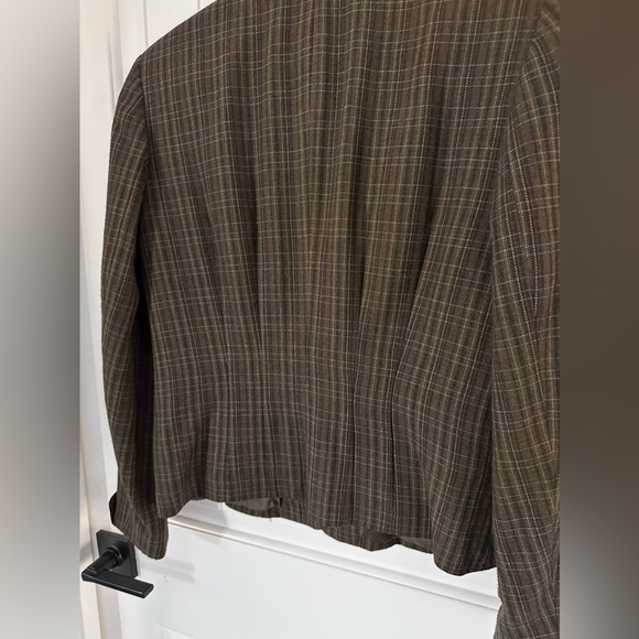 Emma & James A Liz Claiborne Co. Plaid embroidered Skirt suit Sz 8 - Picture 4 of 15